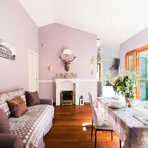 https://g-tree-house.it-romehotels.com